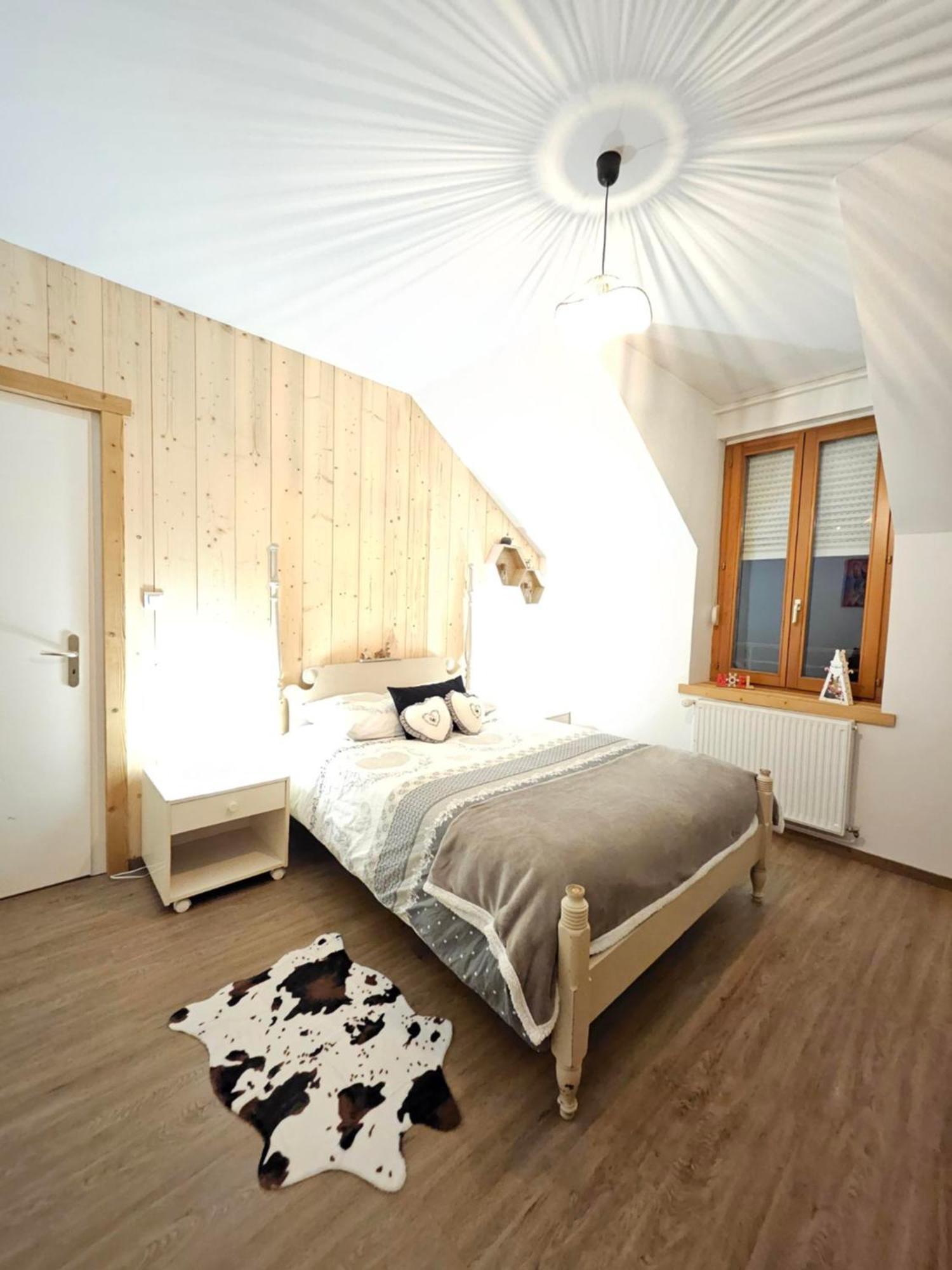 Gite Eglantine 2 A 6 Personnes Avec Spa Et Salle De Jeux Dans La Residence Ventron Exterior photo